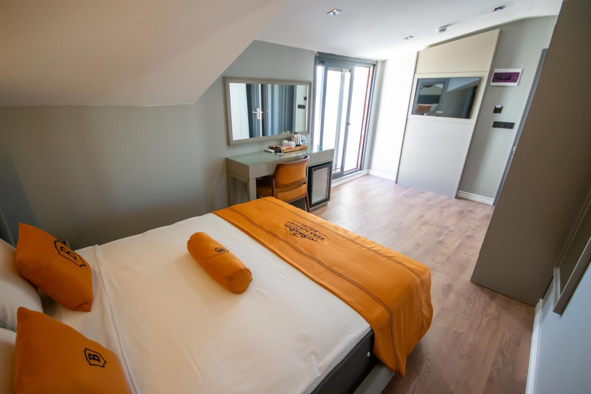 Bera Airport Hotel Arnavutkoy Bagian luar foto